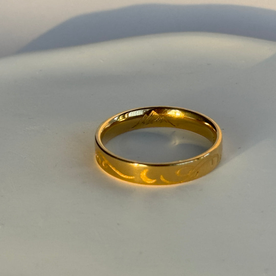 Velaris Ring