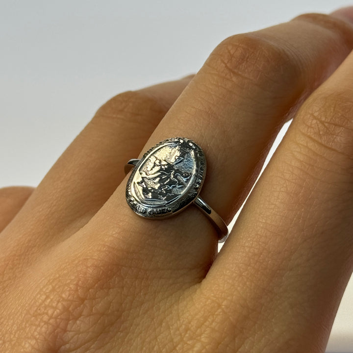 Cullen Crest Ring