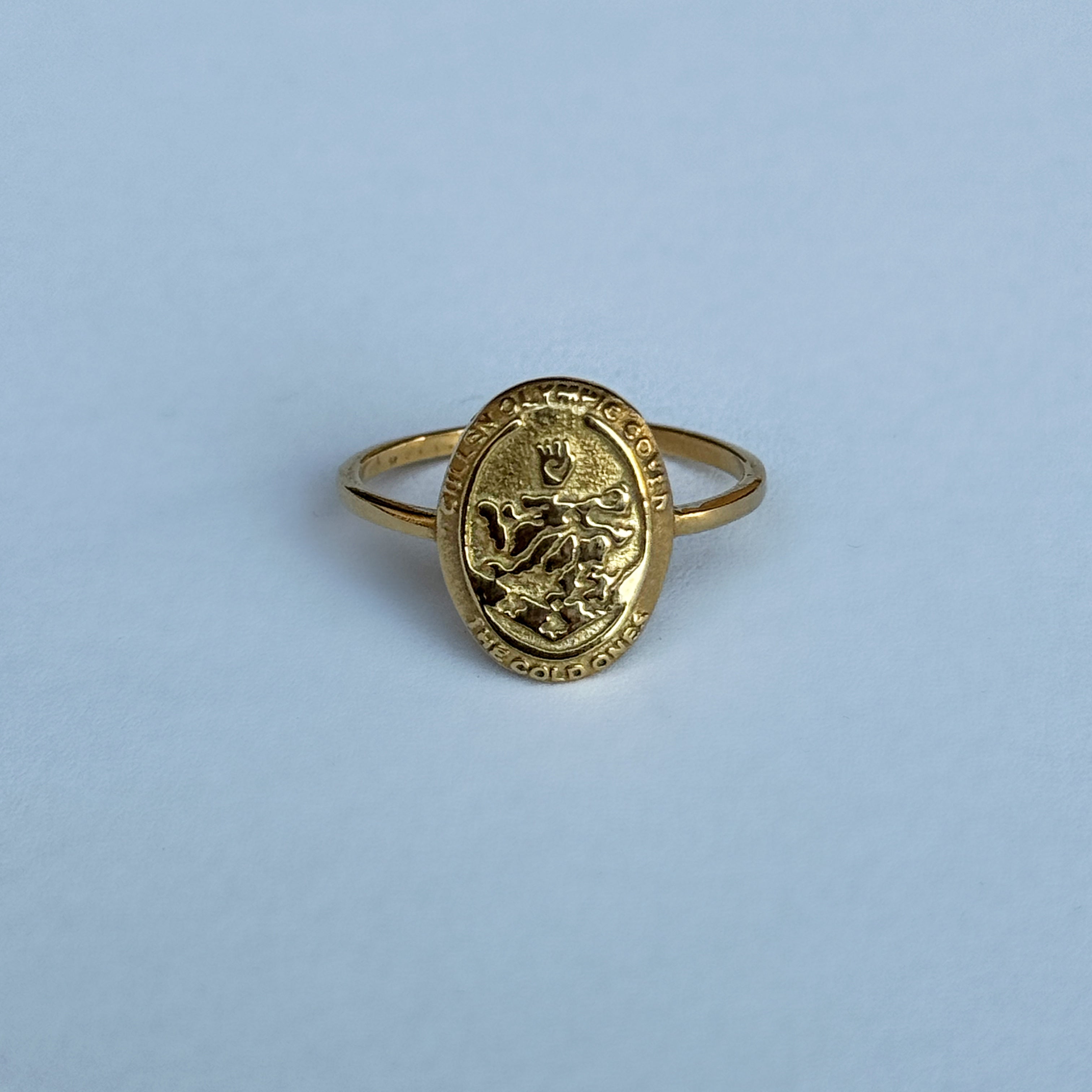 Cullen Crest Ring – Estori