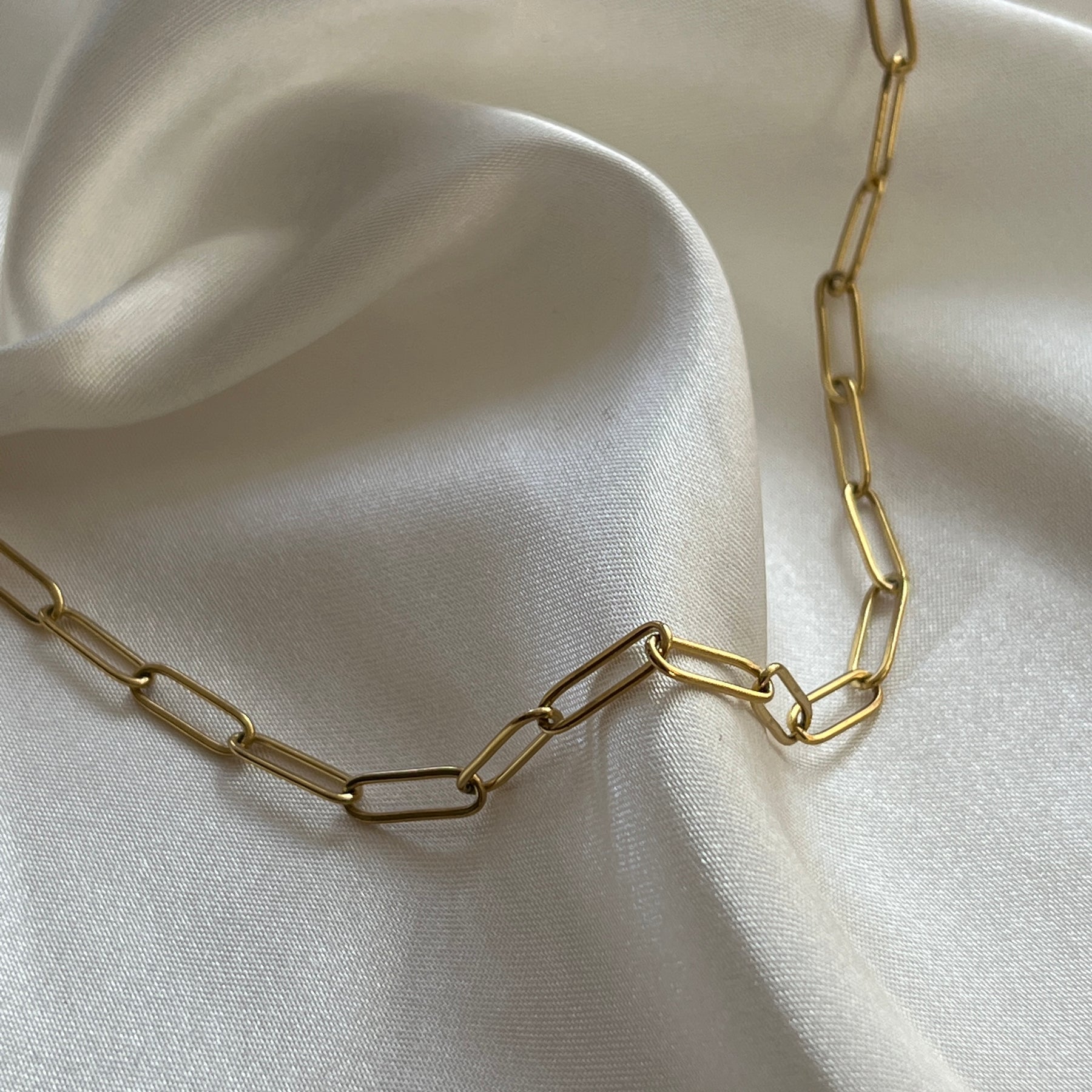 Classic – Necklace Layering Estori